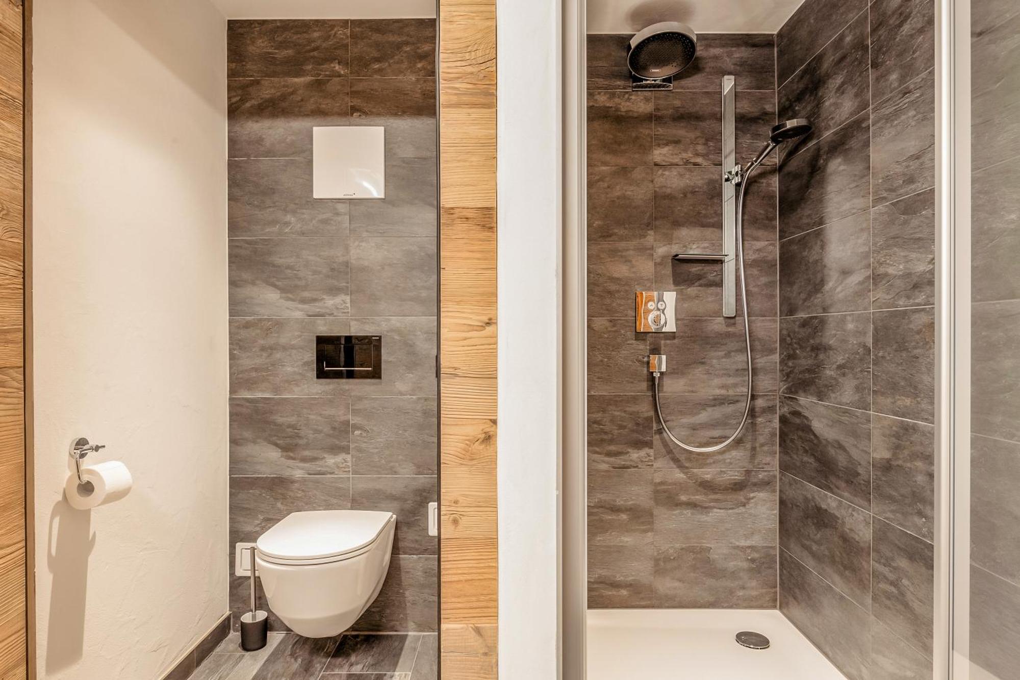Brandlalm Chalets Gundisch Номер фото